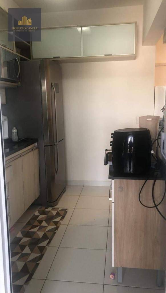 Apartamento à venda com 3 quartos, 81m² - Foto 9