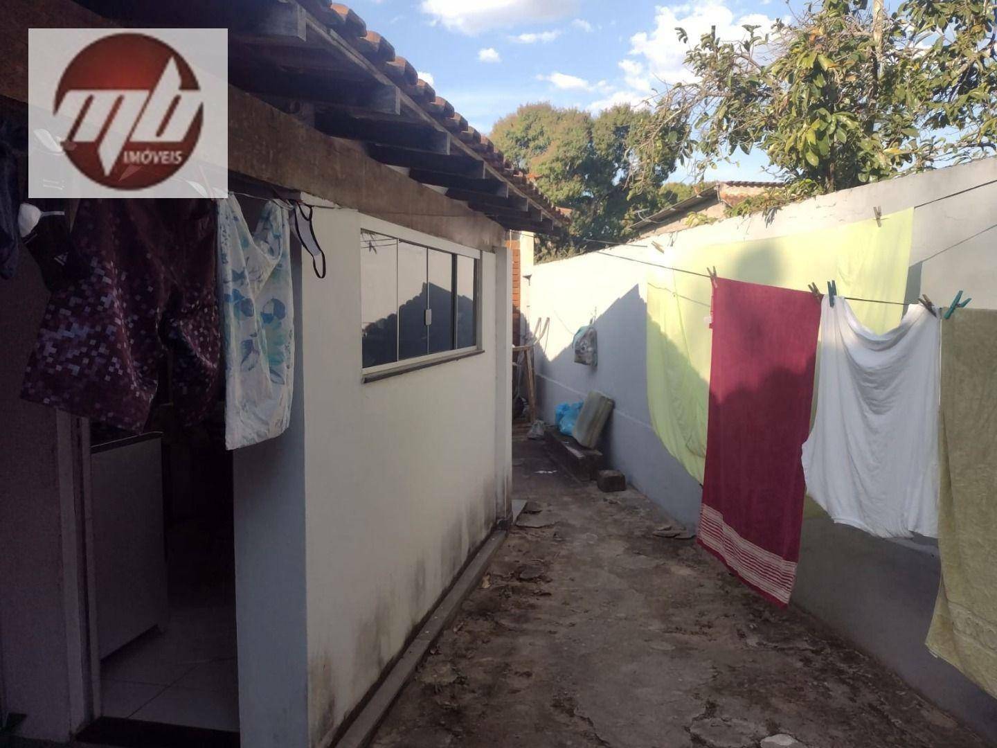 Casa à venda com 2 quartos, 90m² - Foto 13