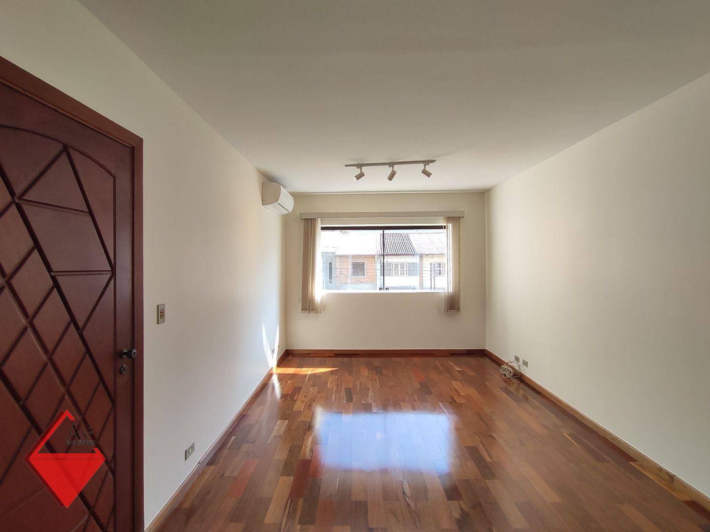 Casa à venda com 3 quartos, 169m² - Foto 9