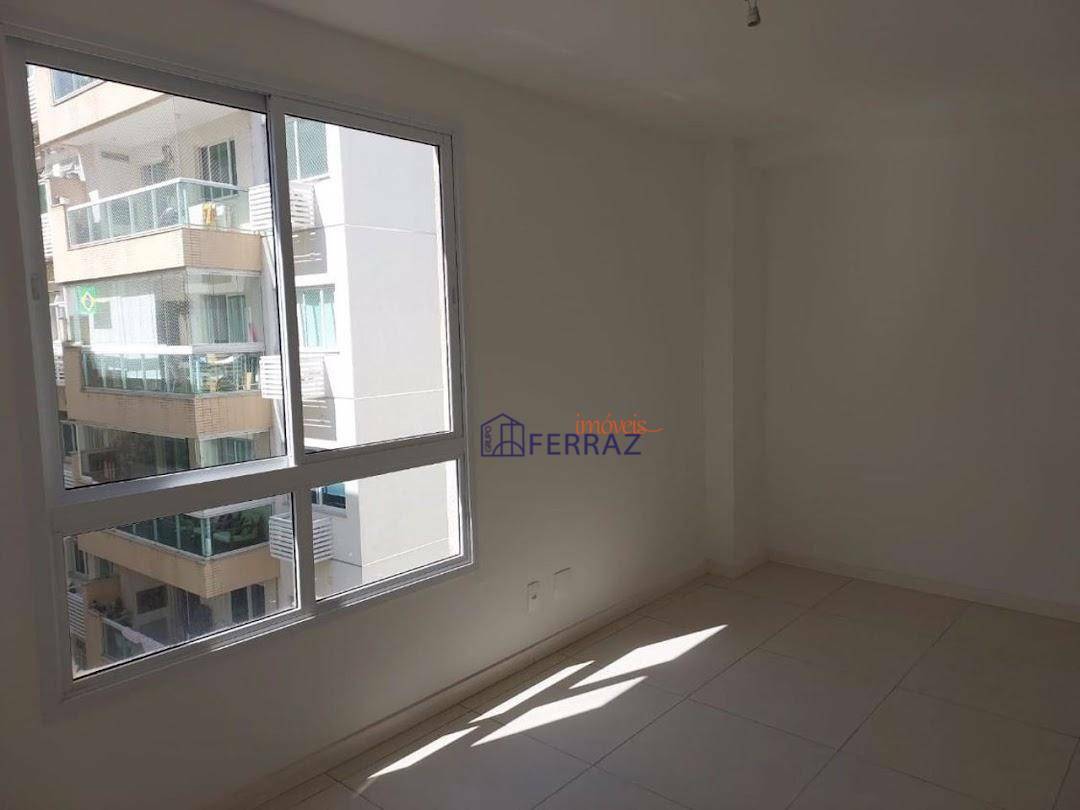 Apartamento à venda com 2 quartos, 72m² - Foto 13