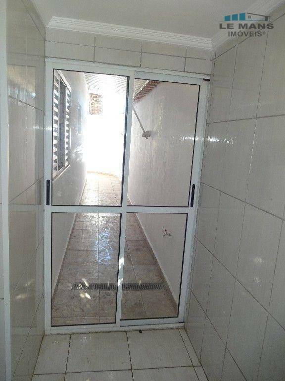 Casa de Condomínio à venda com 2 quartos, 88m² - Foto 22