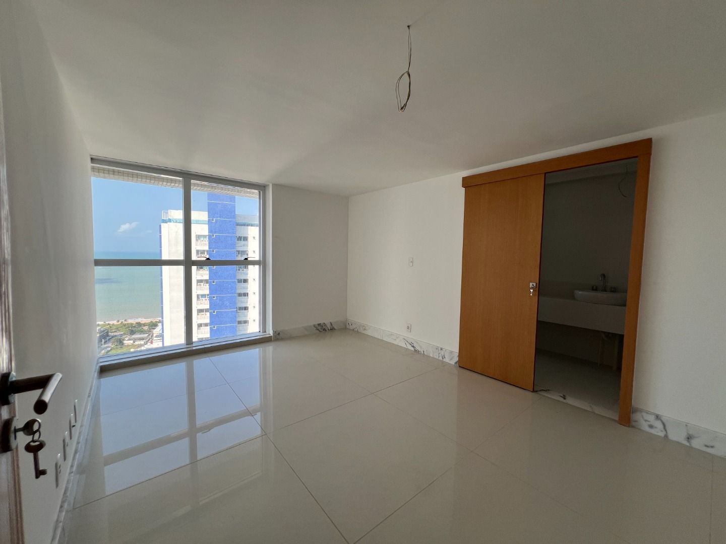 Apartamento à venda com 4 quartos, 335m² - Foto 10