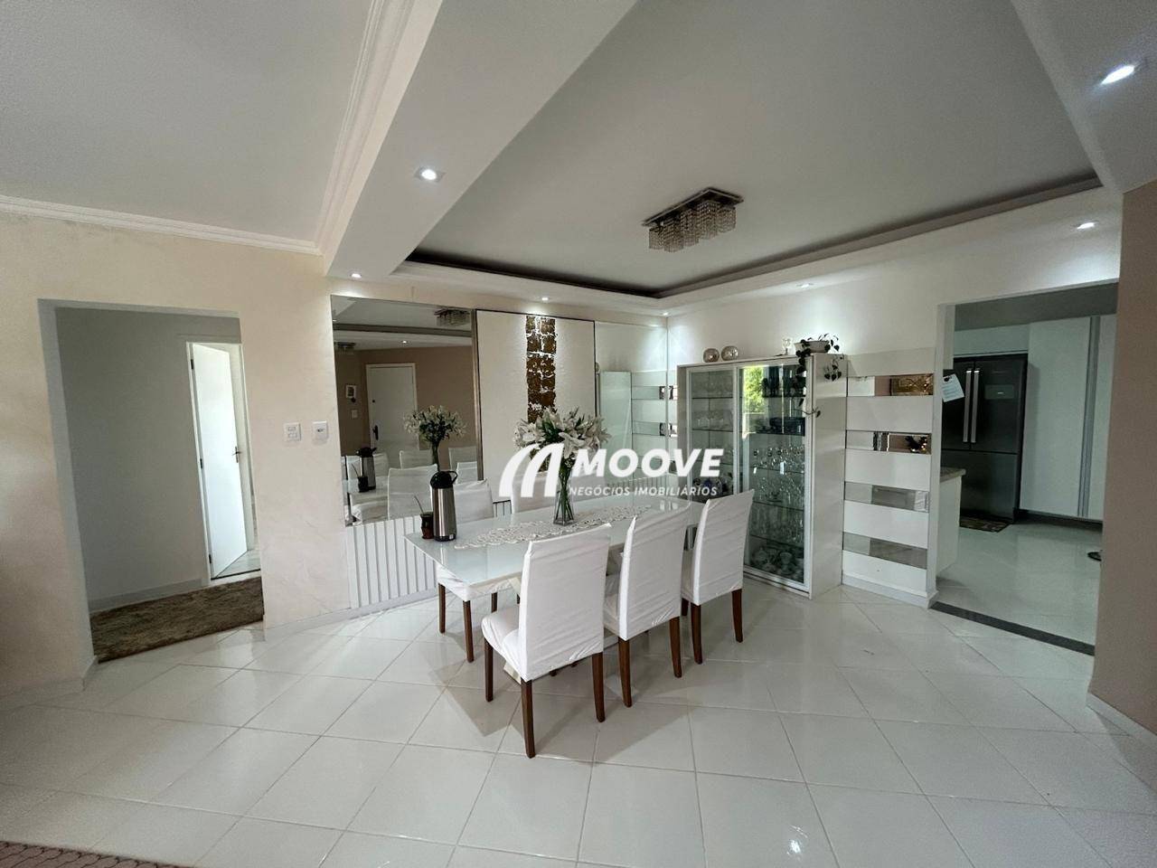 Cobertura, 3 quartos, 267 m² - Foto 2