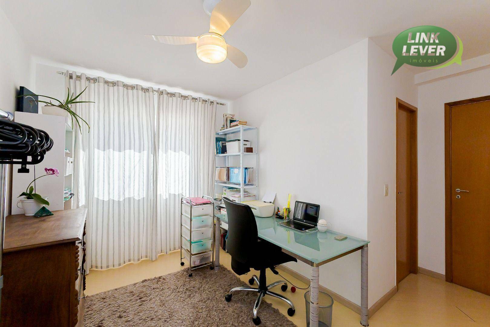 Apartamento à venda com 2 quartos, 67m² - Foto 11