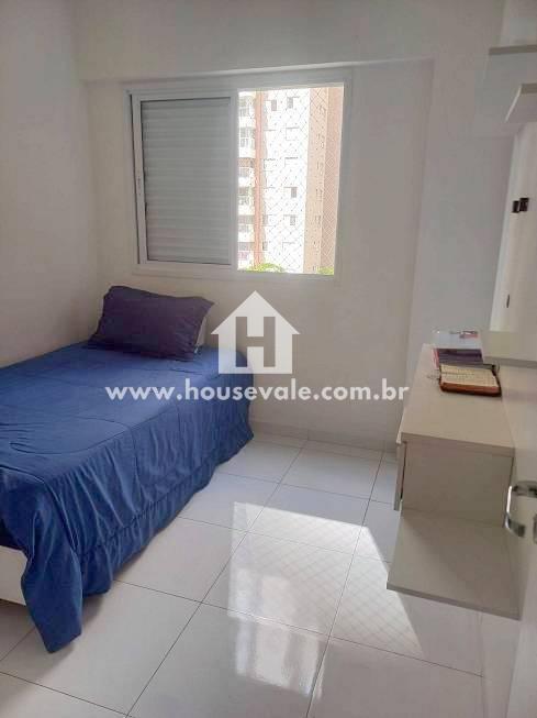 Apartamento à venda com 2 quartos, 75m² - Foto 11