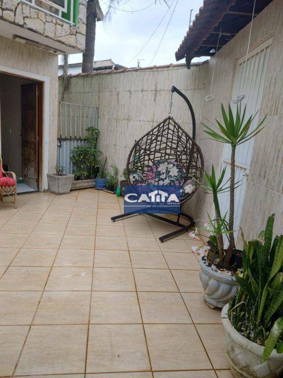 Sobrado à venda com 2 quartos, 131m² - Foto 53