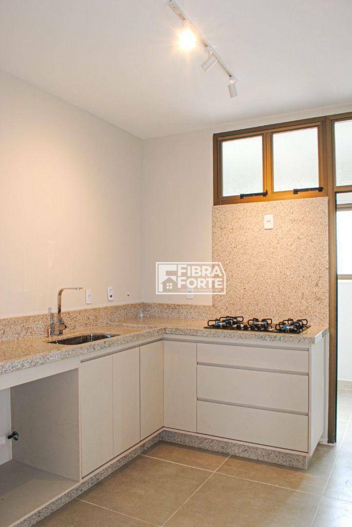 Apartamento à venda com 3 quartos, 96m² - Foto 10