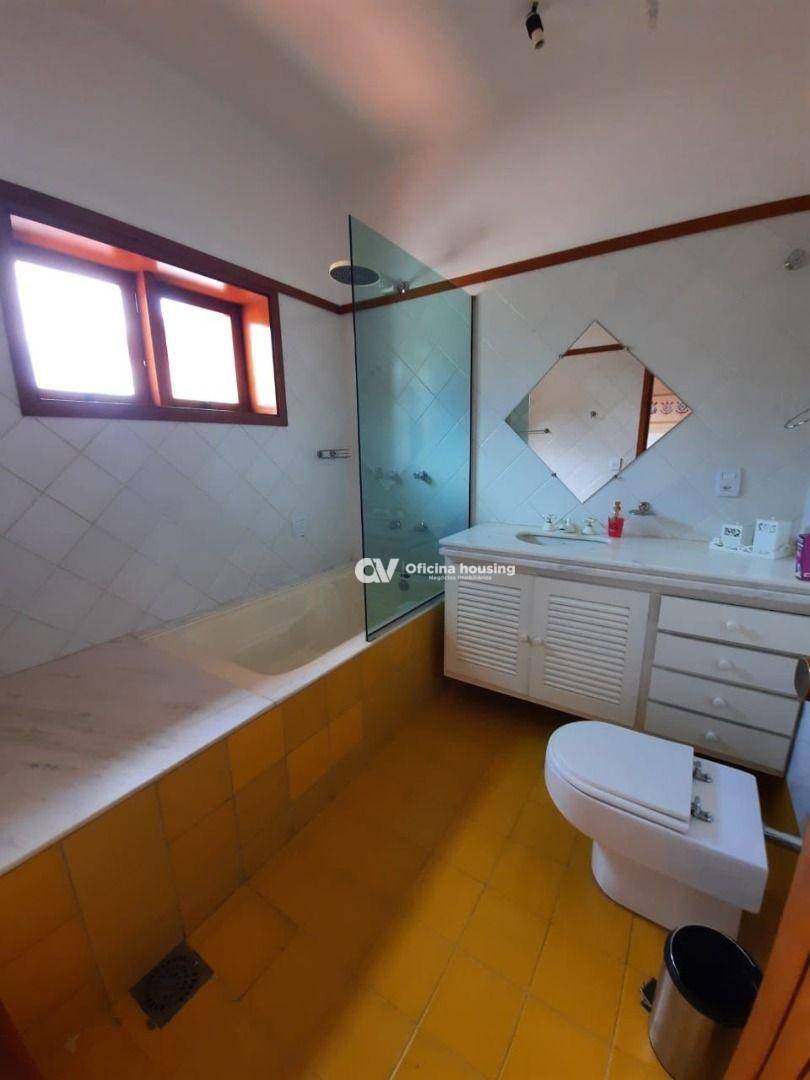 Sobrado à venda com 3 quartos, 382m² - Foto 14