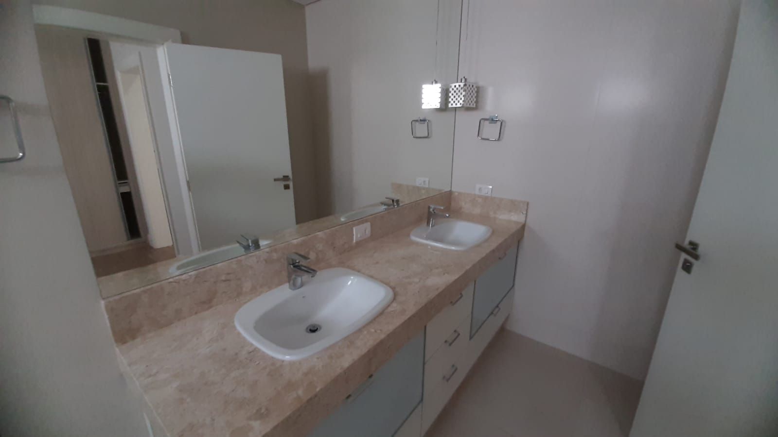 Sobrado, 4 quartos, 430 m² - Foto 4