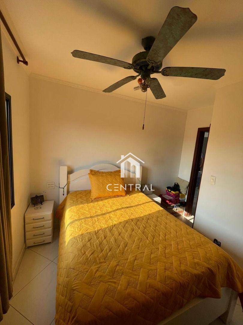 Apartamento à venda com 2 quartos, 69m² - Foto 11