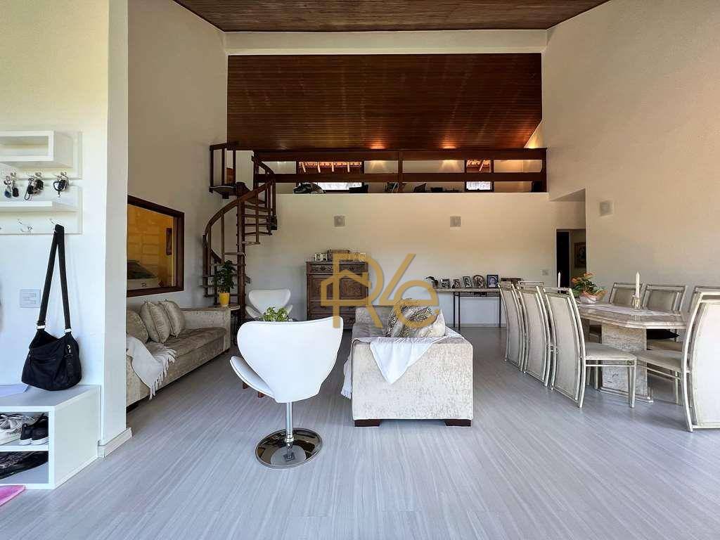 Casa de Condomínio à venda com 4 quartos, 350m² - Foto 15