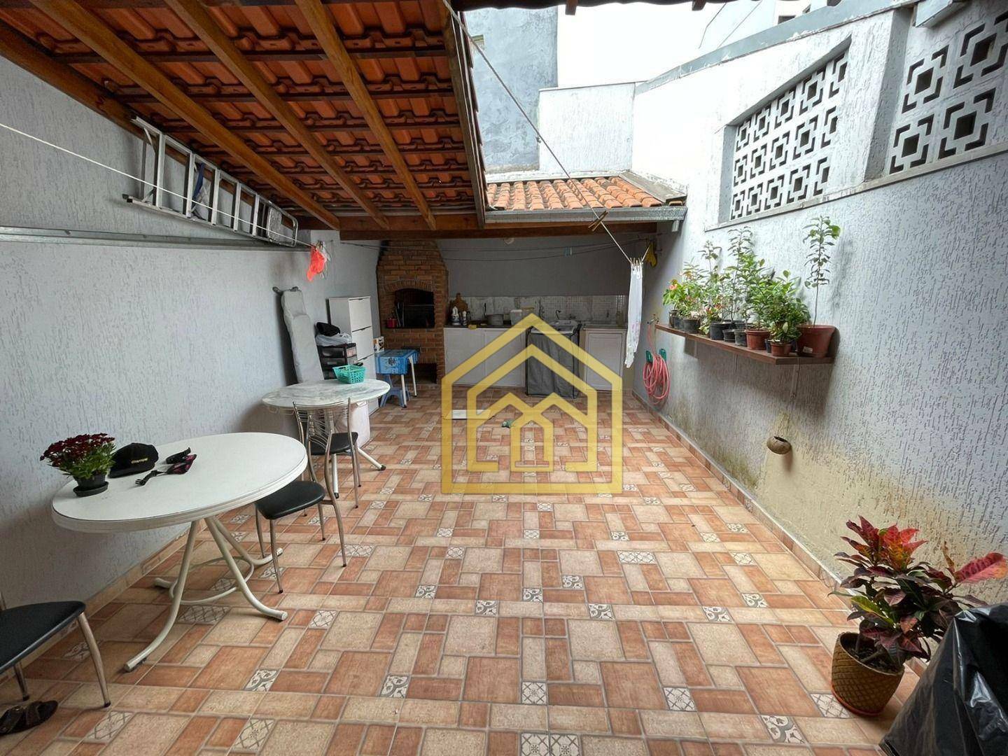 Sobrado à venda com 3 quartos, 250m² - Foto 10