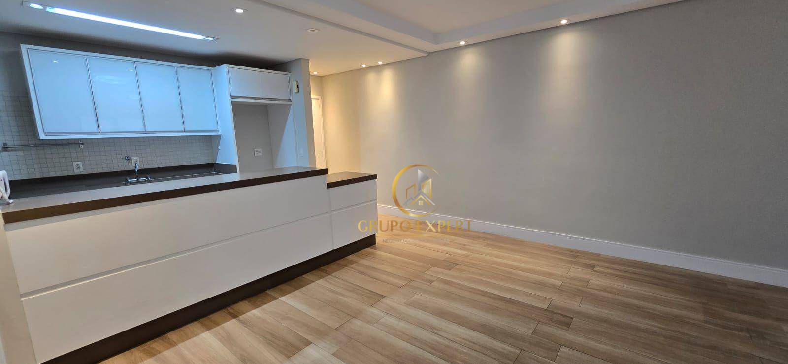 Apartamento à venda com 3 quartos, 108m² - Foto 3