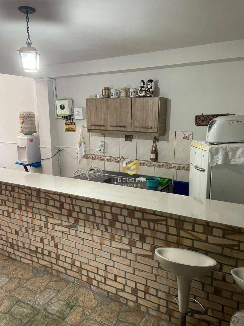 Casa à venda com 5 quartos, 189m² - Foto 17