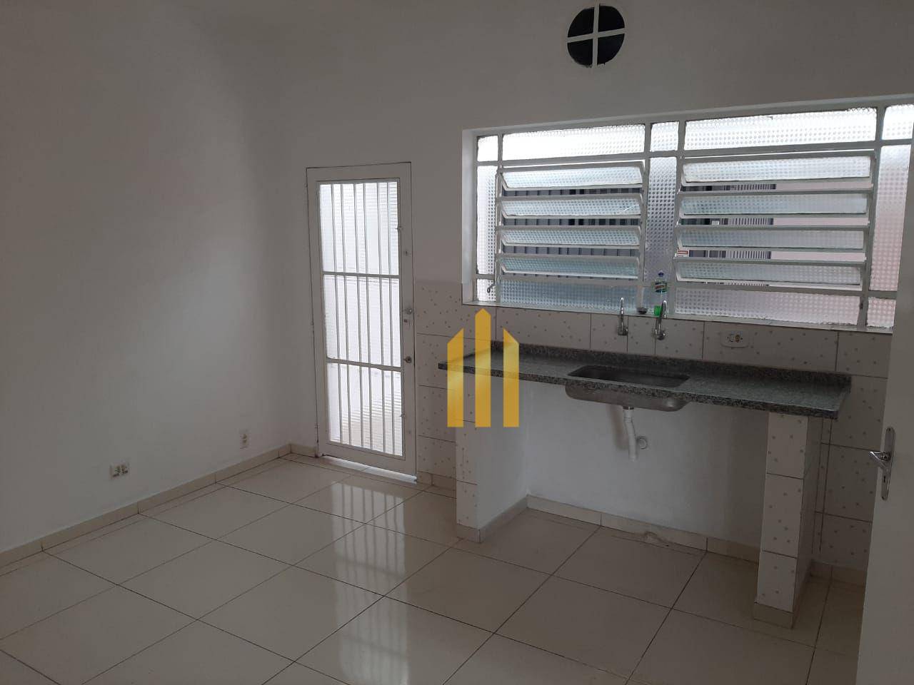 Sobrado para alugar com 6 quartos, 250m² - Foto 12