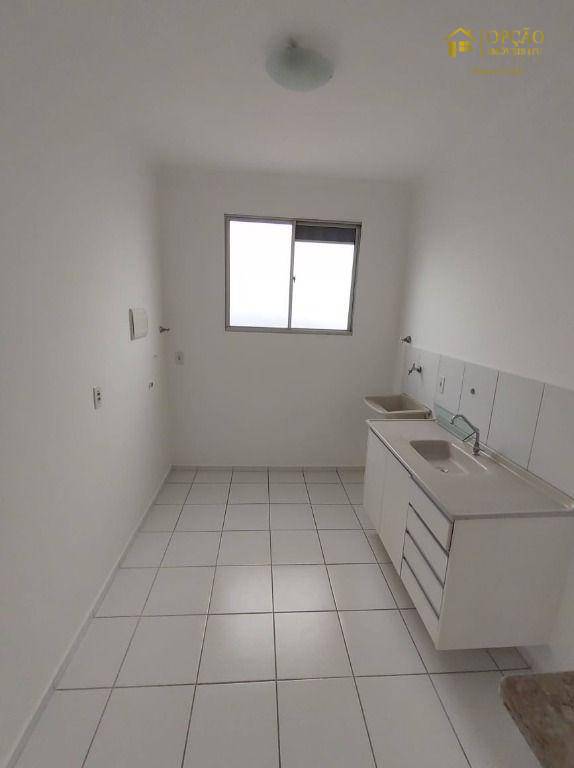 Apartamento à venda com 2 quartos, 47m² - Foto 3