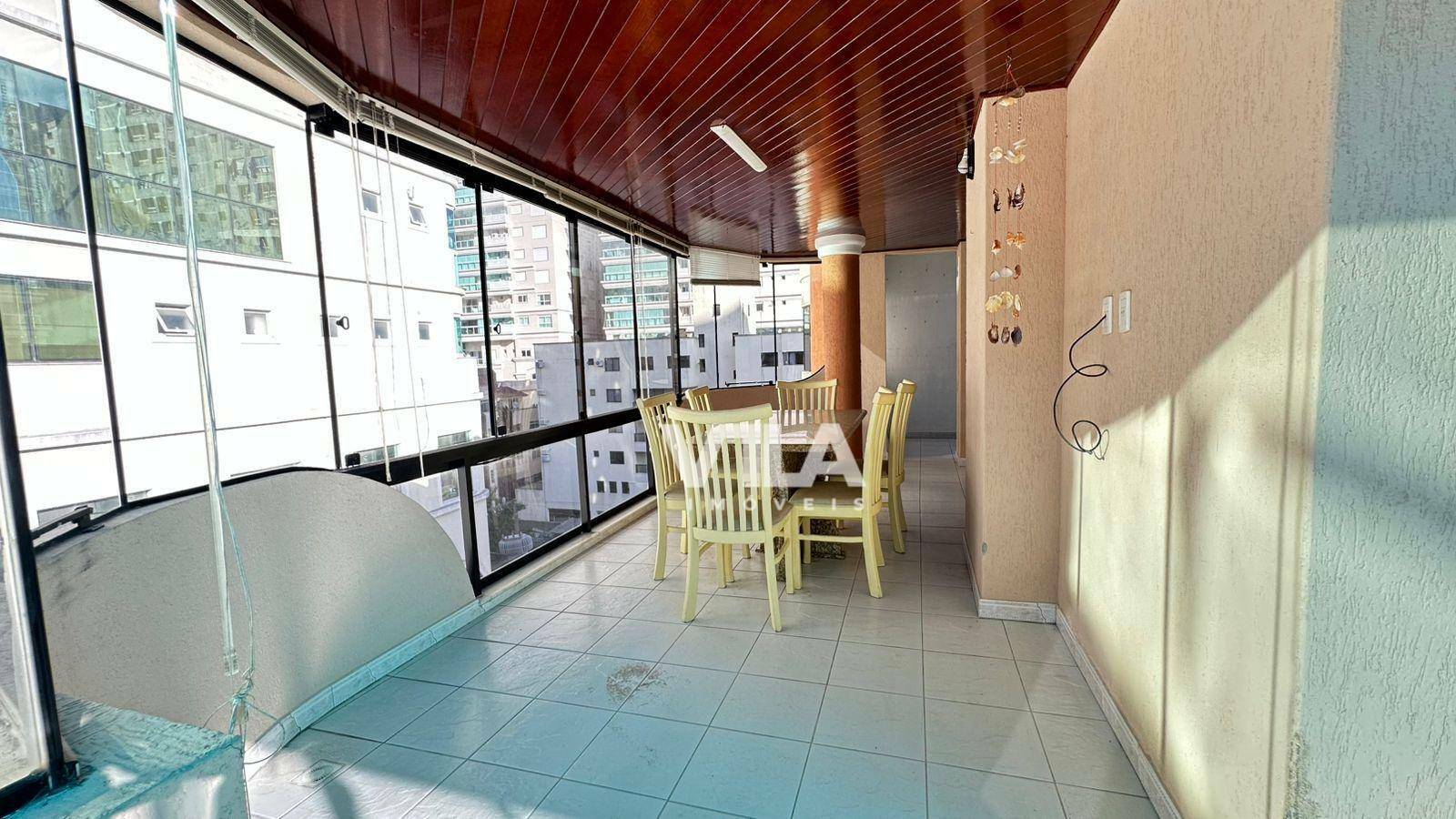 Apartamento à venda com 4 quartos, 326m² - Foto 9