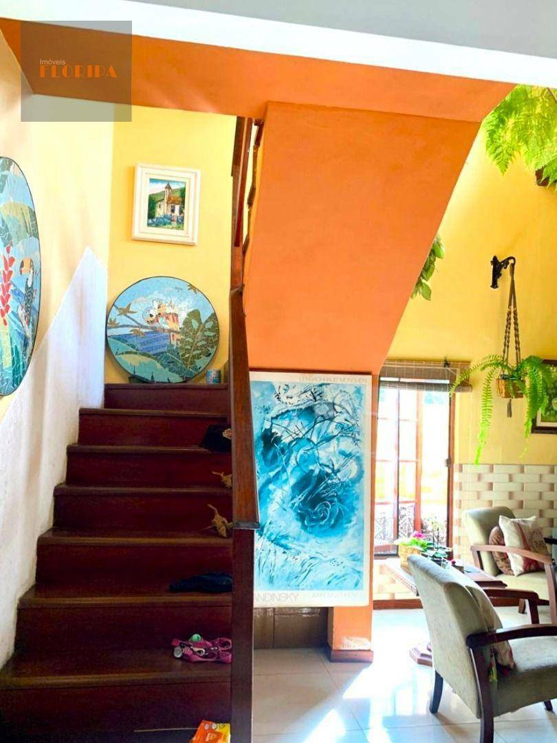 Casa à venda com 4 quartos, 151m² - Foto 15