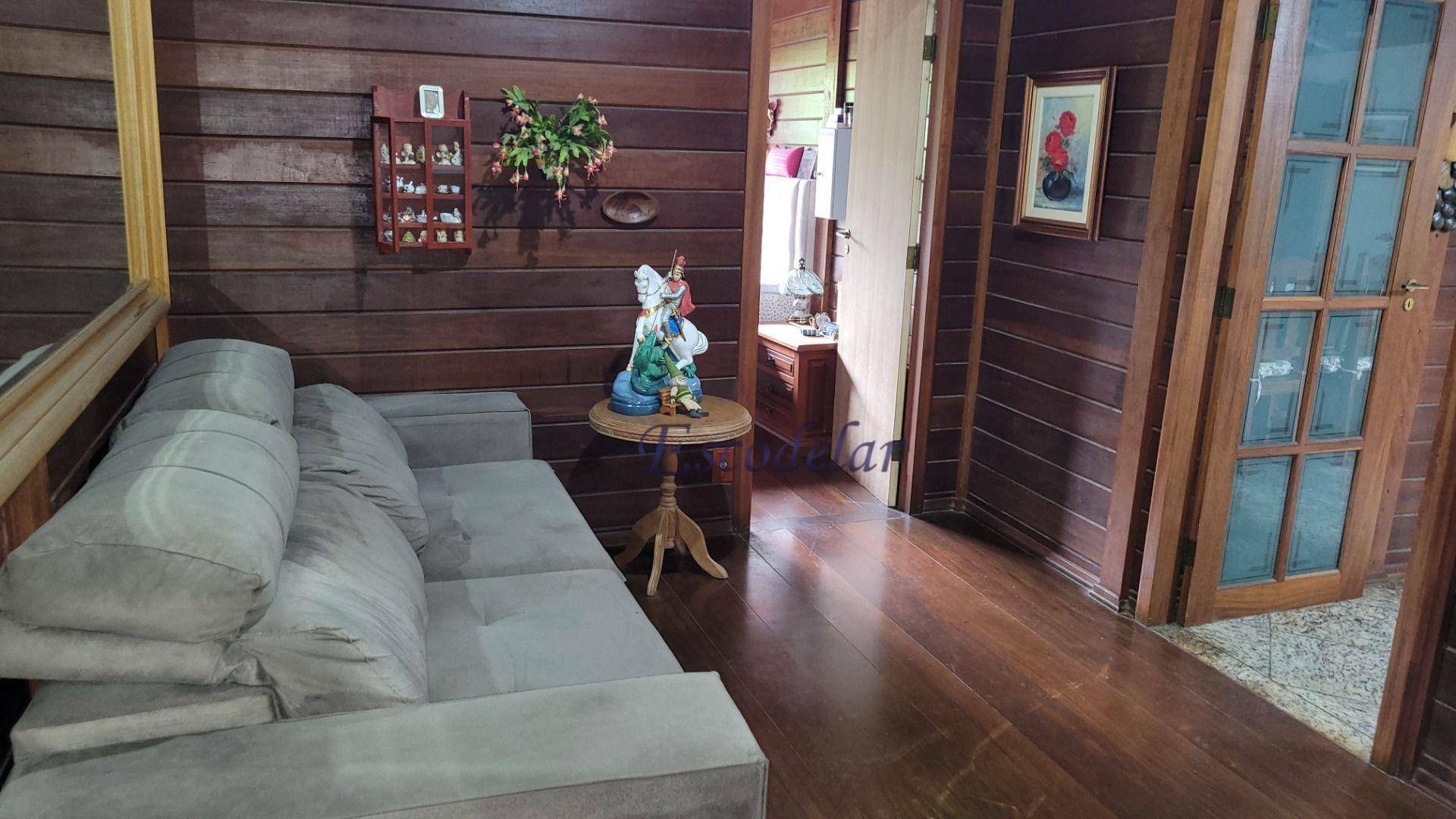 Casa à venda com 4 quartos, 320m² - Foto 8