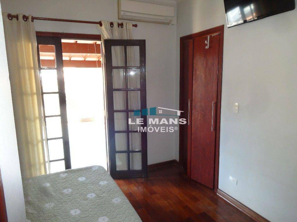 Casa à venda com 3 quartos, 213m² - Foto 44