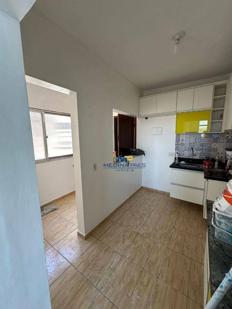 Apartamento à venda com 2 quartos, 96m² - Foto 4