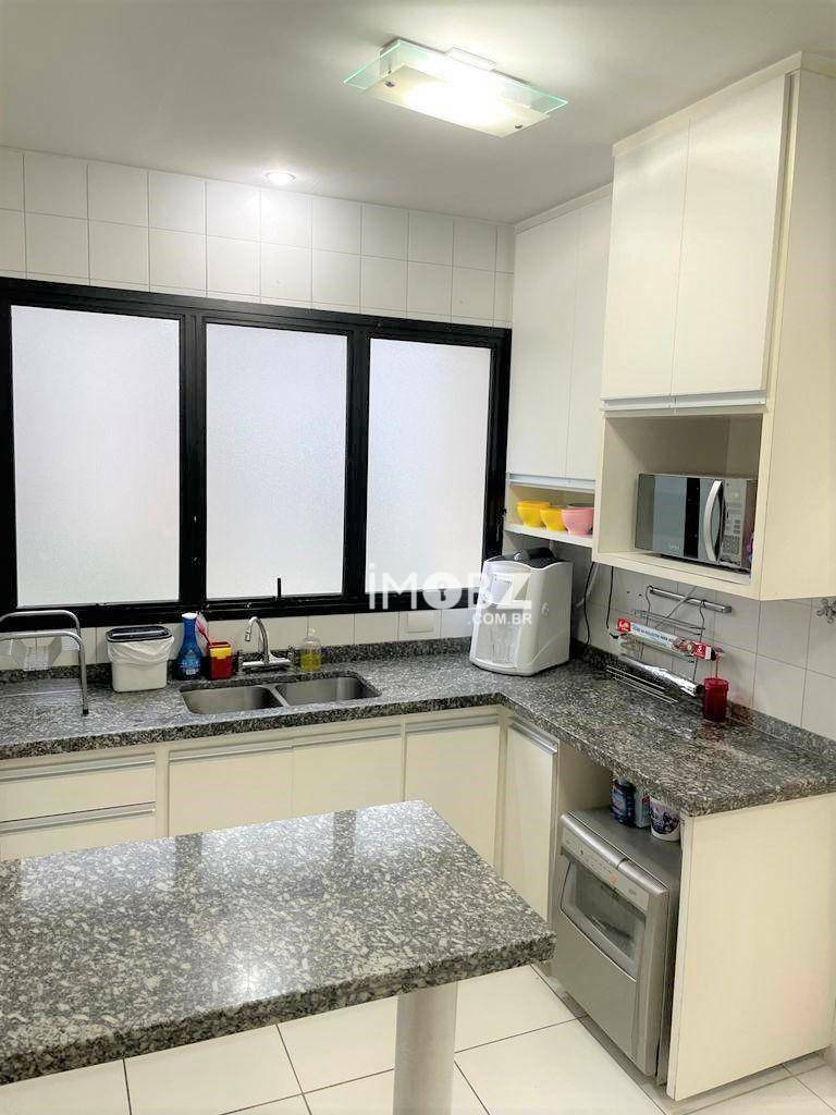 Apartamento à venda com 3 quartos, 232m² - Foto 40