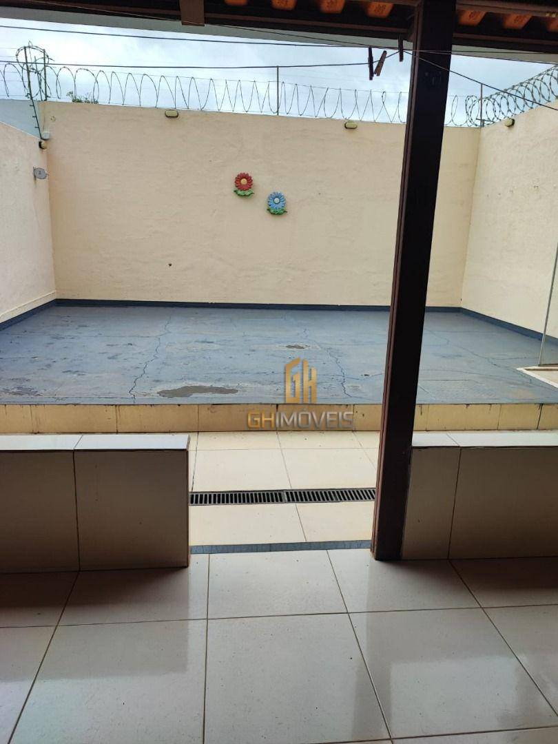Casa à venda com 3 quartos, 130m² - Foto 9