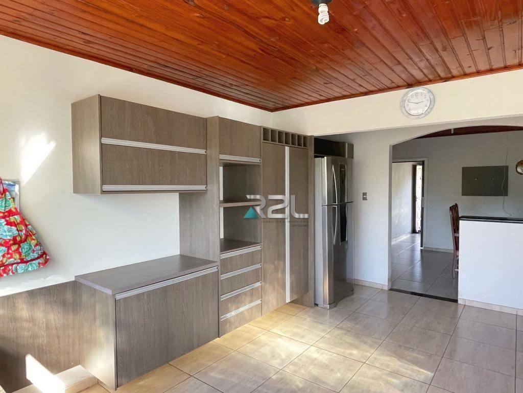 Casa à venda com 2 quartos, 112m² - Foto 13