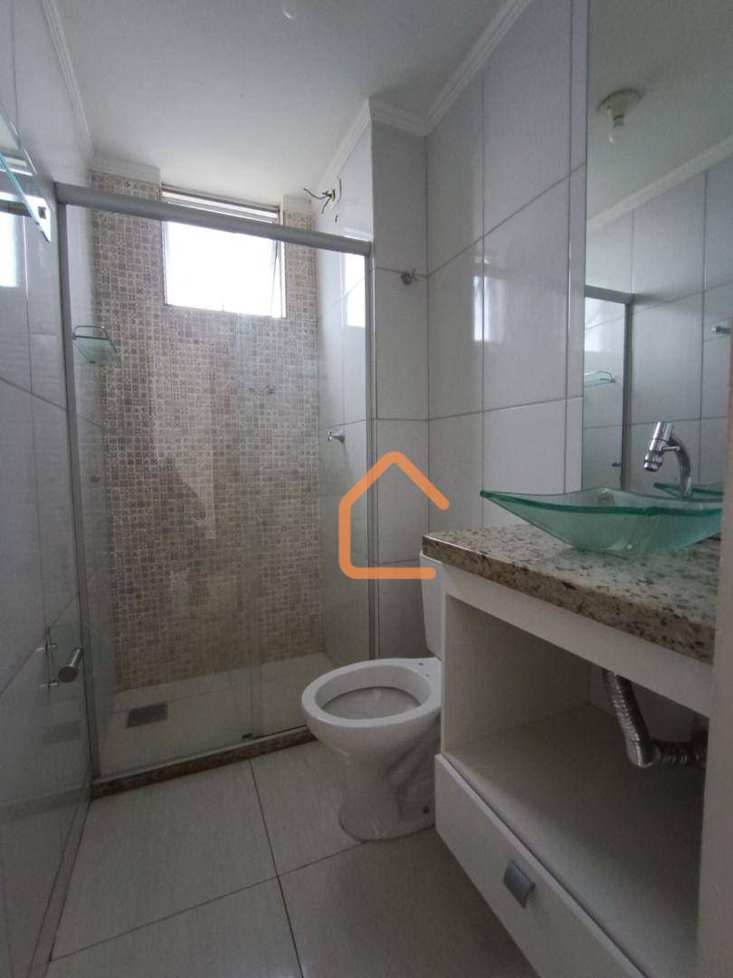 Apartamento para alugar com 2 quartos, 50m² - Foto 12