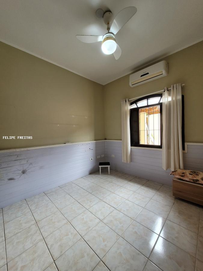 Casa à venda com 2 quartos, 164m² - Foto 21