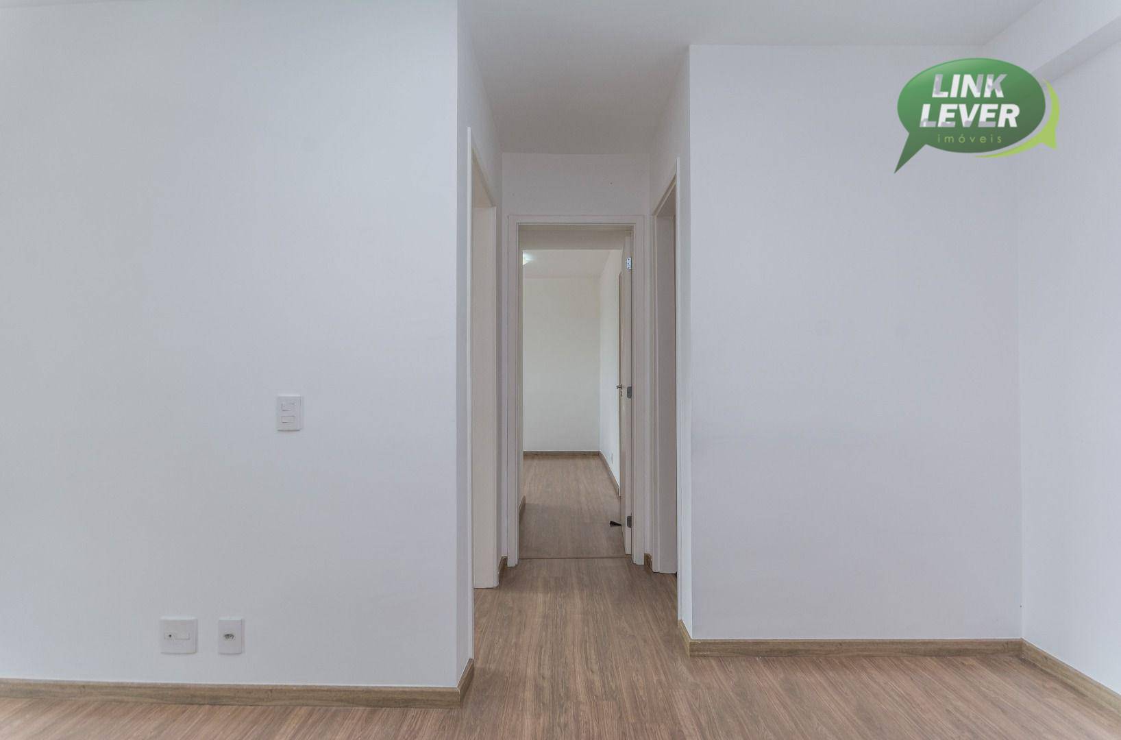 Apartamento para alugar com 2 quartos, 65m² - Foto 17