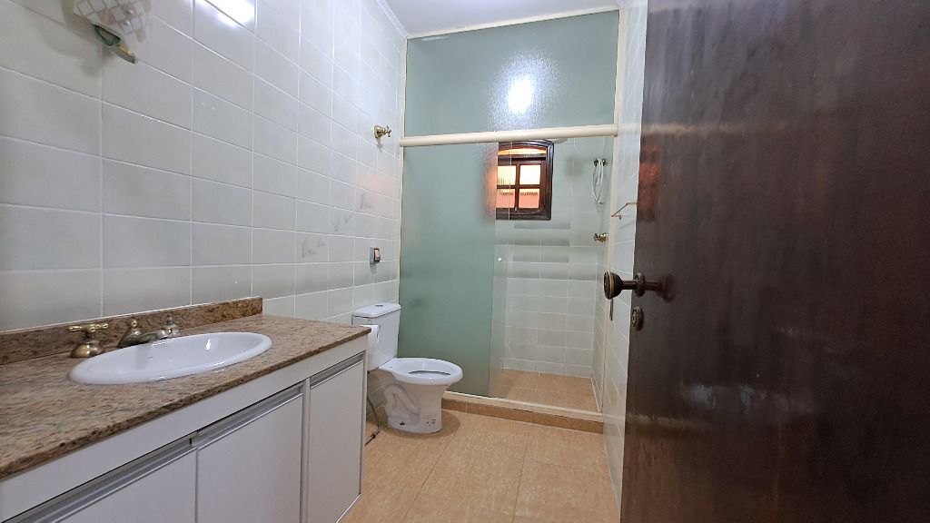 Sobrado à venda com 4 quartos, 327m² - Foto 22