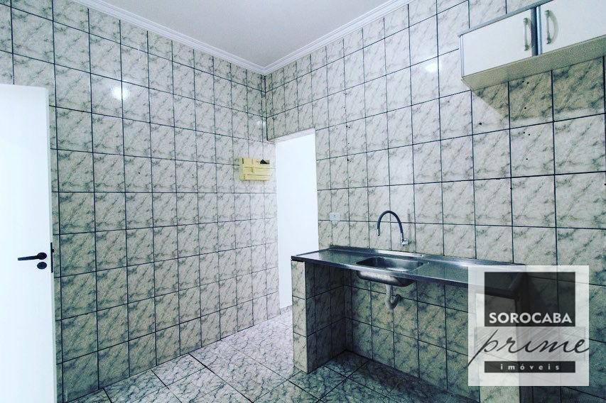 Casa à venda e aluguel com 8 quartos, 187m² - Foto 4