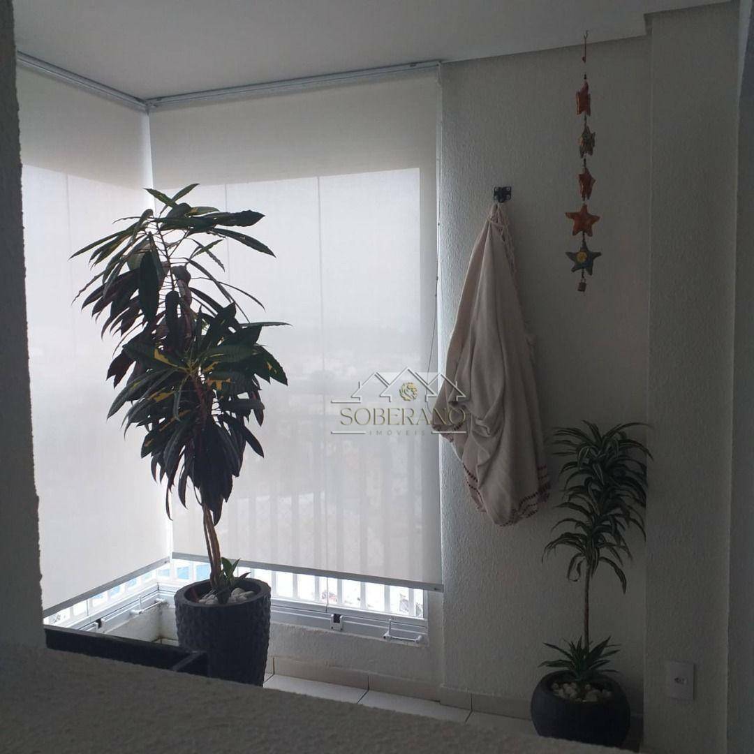 Apartamento à venda com 2 quartos, 68m² - Foto 4