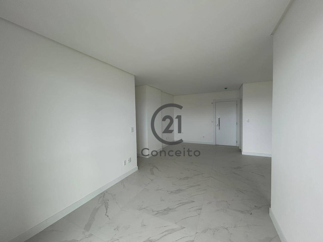 Apartamento à venda com 3 quartos, 109m² - Foto 7