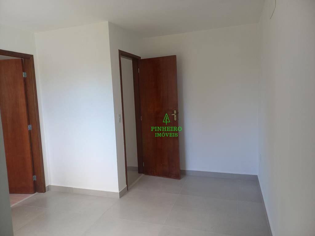 Casa à venda com 3 quartos, 202m² - Foto 12