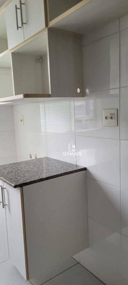 Apartamento para alugar com 3 quartos, 76m² - Foto 17