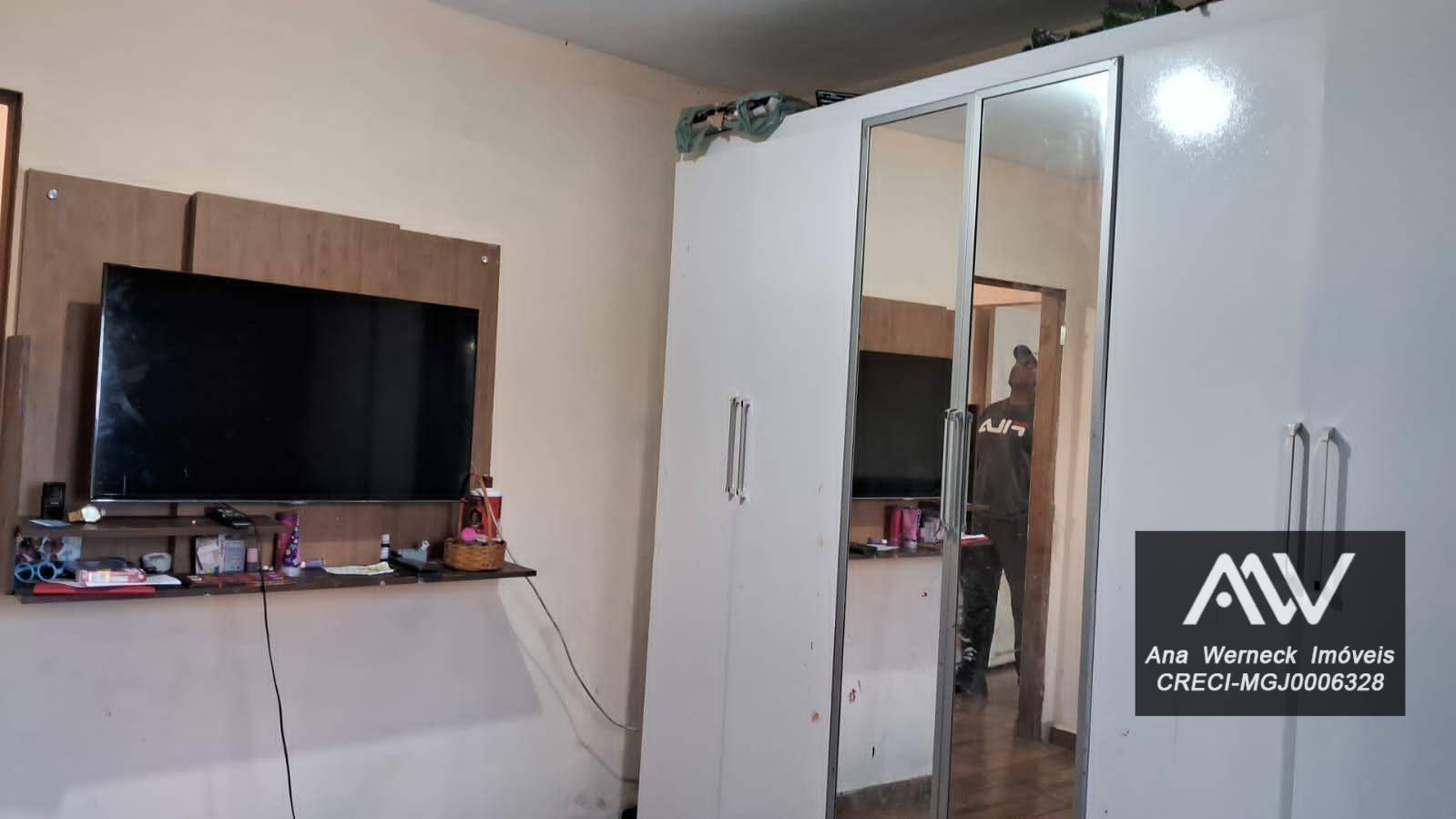 Casa à venda com 2 quartos, 100m² - Foto 13