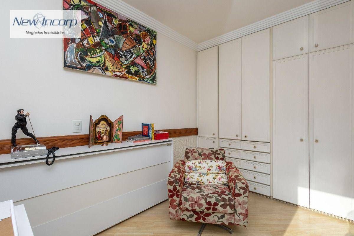 Apartamento à venda com 3 quartos, 208m² - Foto 25