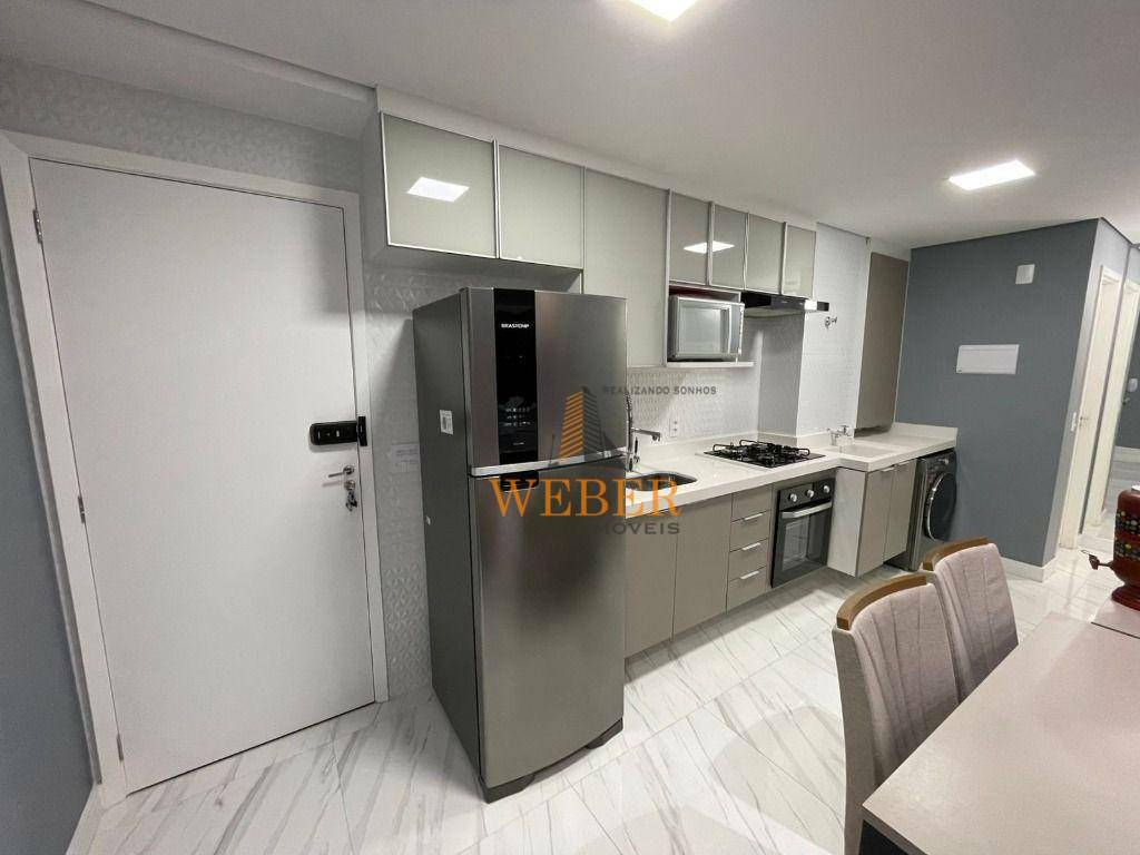 Apartamento à venda com 2 quartos, 42m² - Foto 3