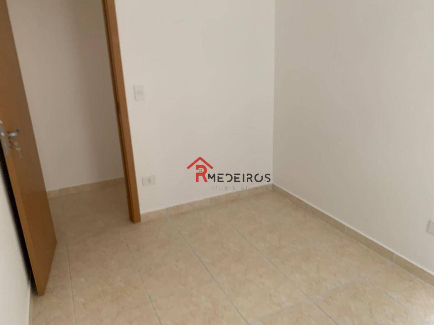 Apartamento à venda com 2 quartos, 57m² - Foto 4