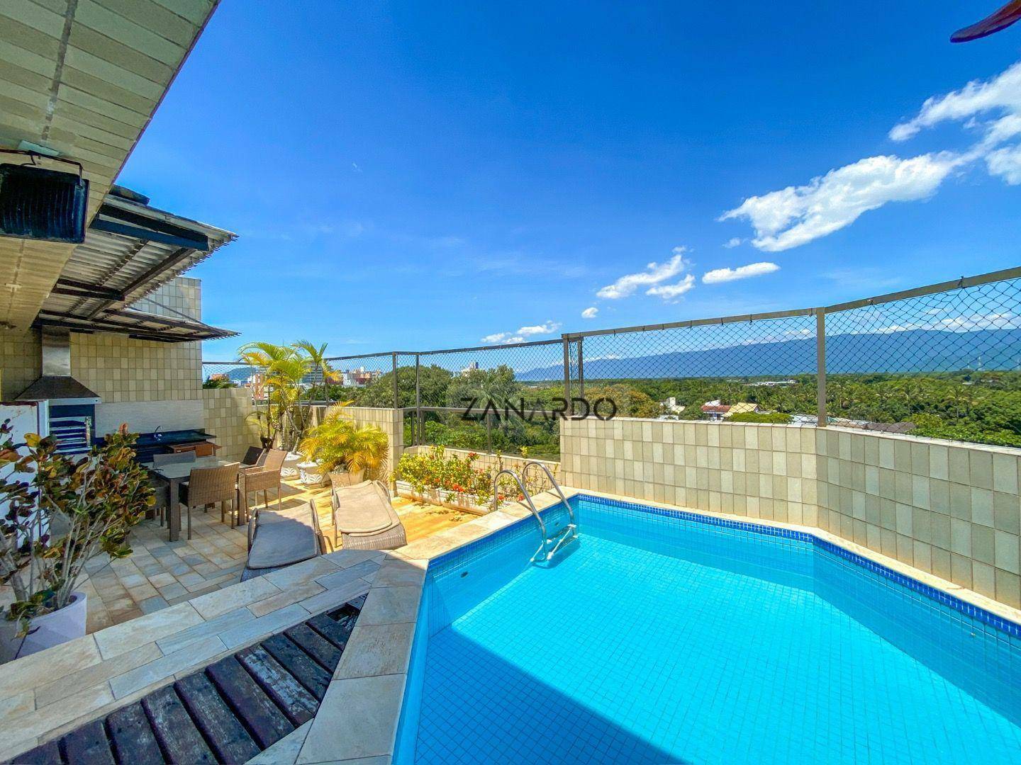Cobertura à venda com 4 quartos, 196m² - Foto 1