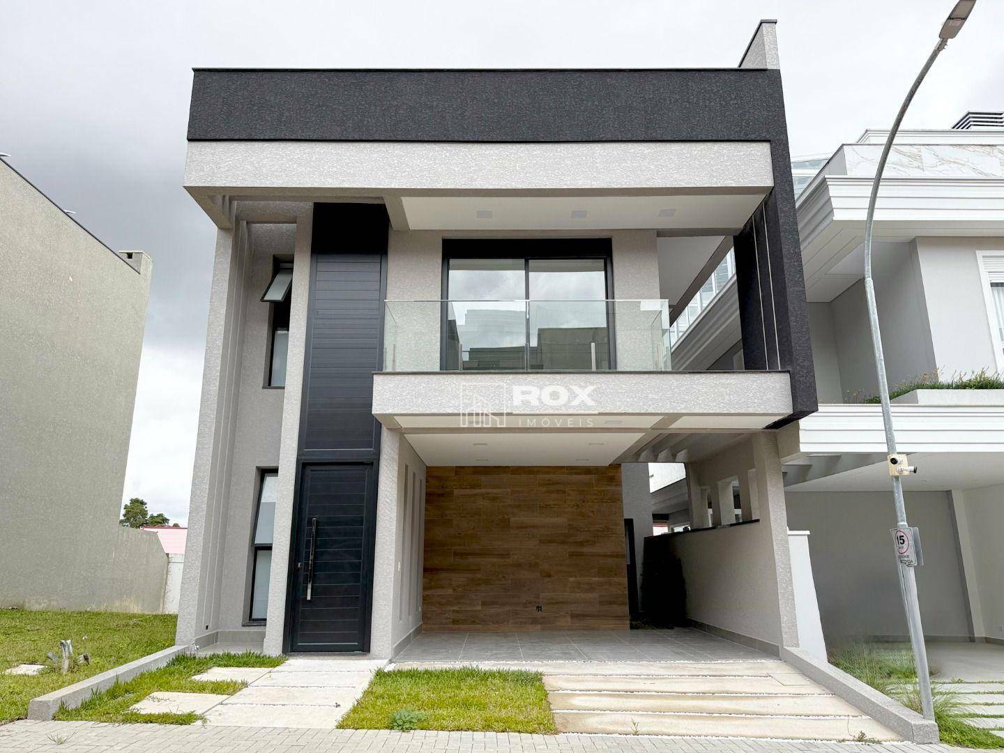 Casa de Condomínio à venda com 3 quartos, 218m² - Foto 1