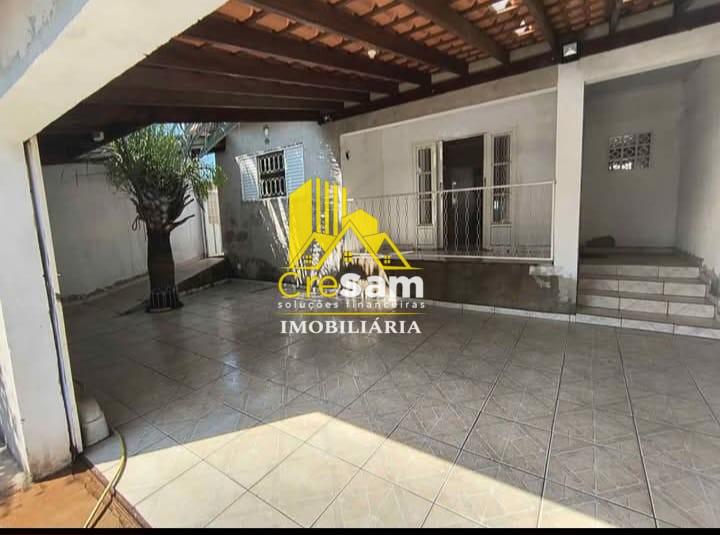 Casa à venda com 2 quartos, 250m² - Foto 2