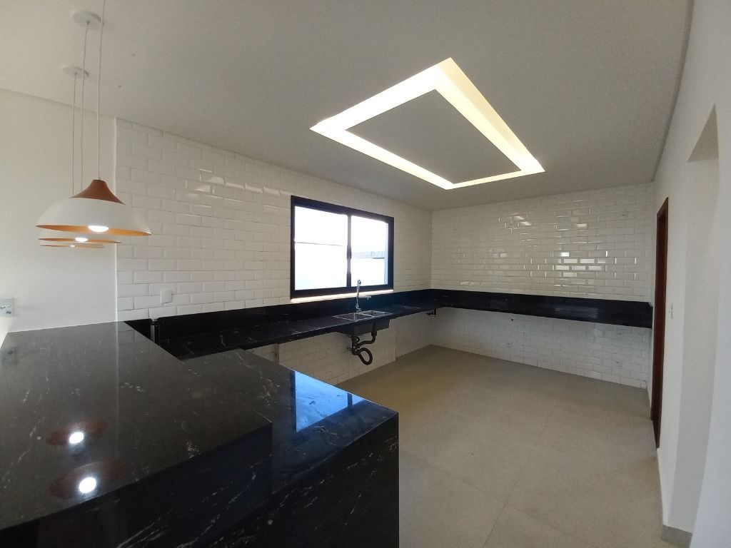 Sobrado à venda com 3 quartos, 284m² - Foto 10