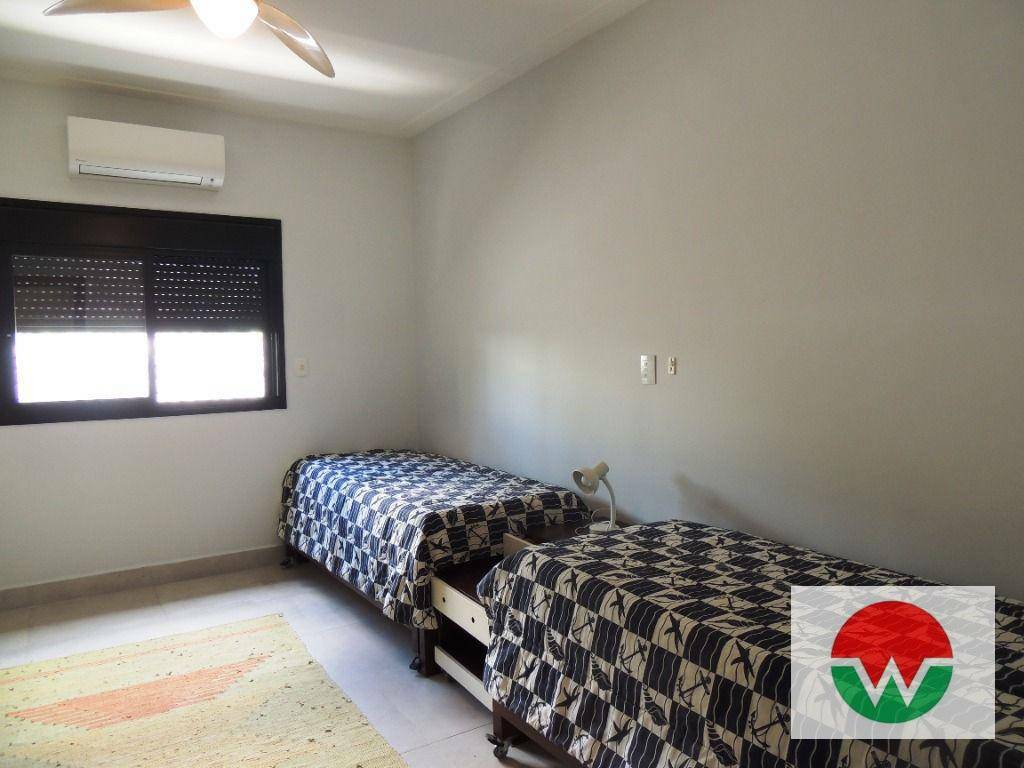 Casa de Condomínio à venda com 6 quartos, 300m² - Foto 68