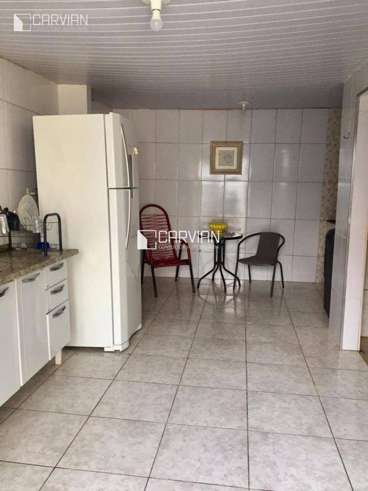 Casa à venda com 4 quartos, 150m² - Foto 3