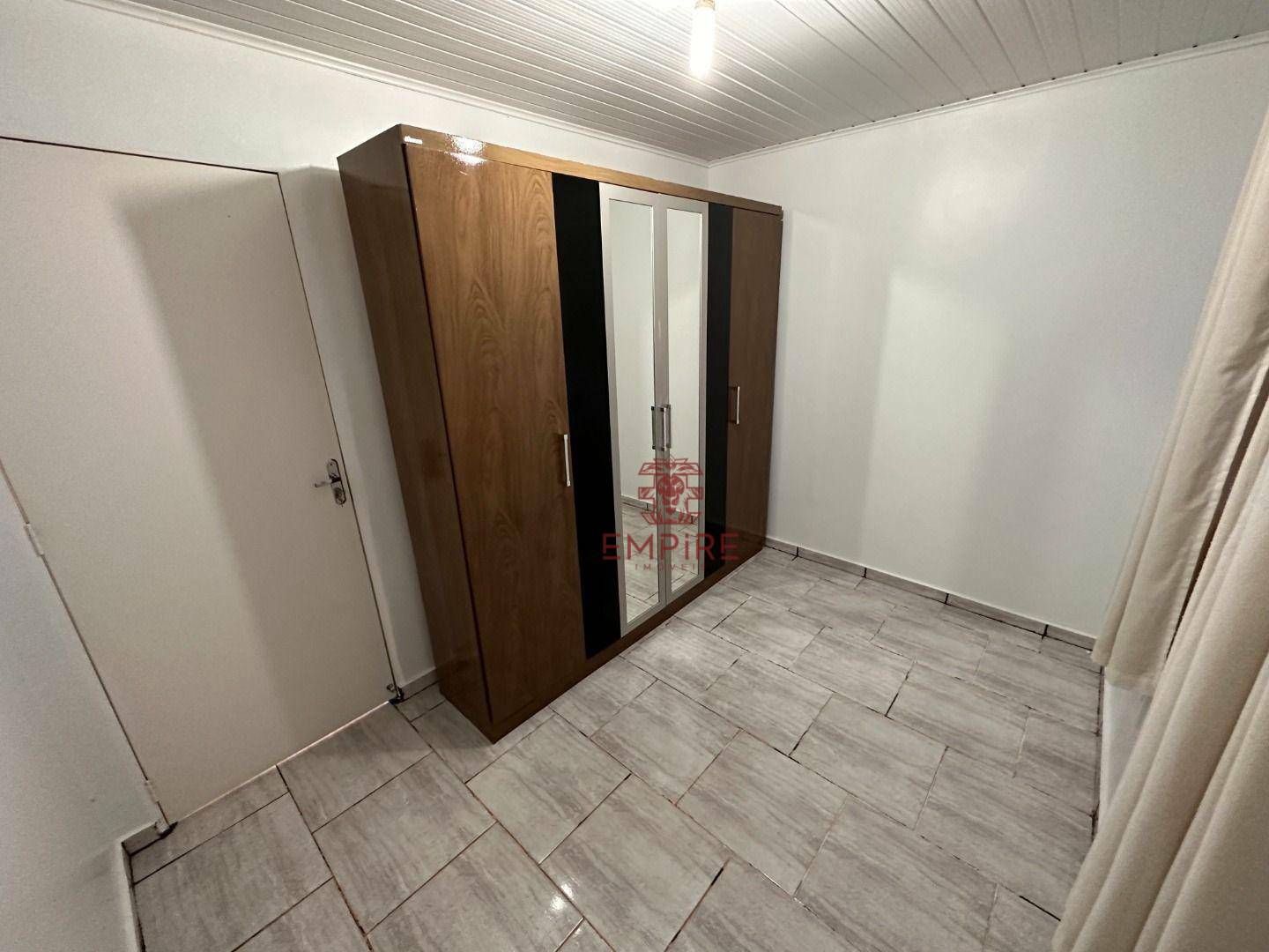 Casa à venda com 3 quartos, 60m² - Foto 13