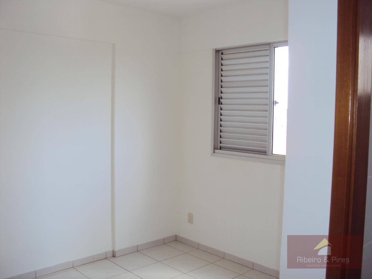 Apartamento à venda com 3 quartos, 74m² - Foto 7