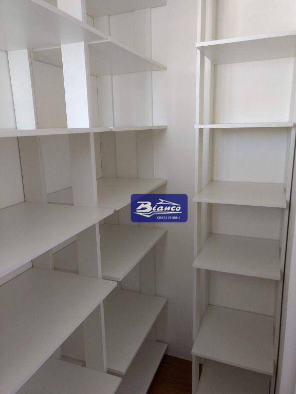 Apartamento à venda com 2 quartos, 65m² - Foto 10